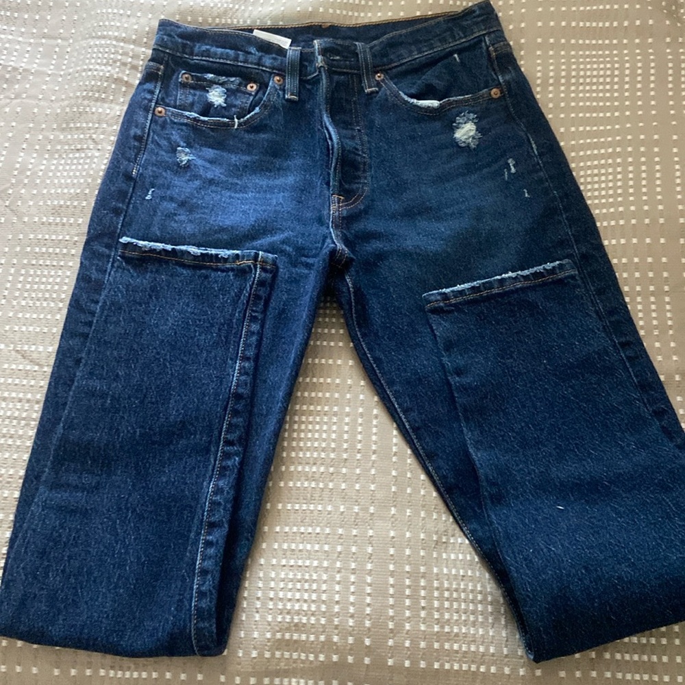 Selling 501 Levi’s wore once almost new